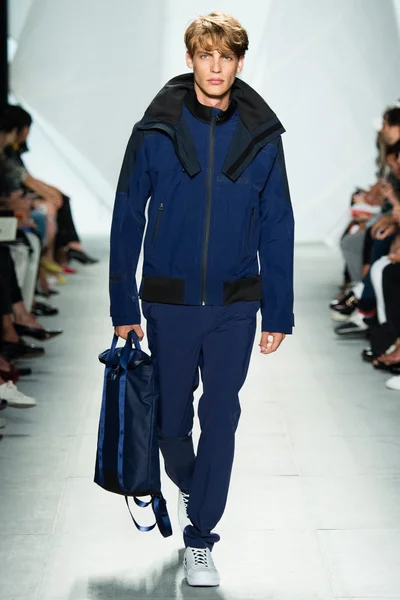 Look 31